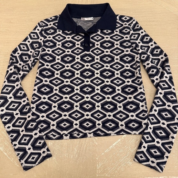Zara Tops - Zara Navy and White Geometric Button Top Shirt Y2K and 90s vibes